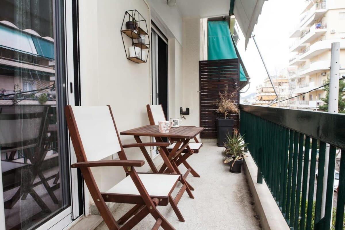 Relaxing 2 Bd With Balcony In Zografou Appartement